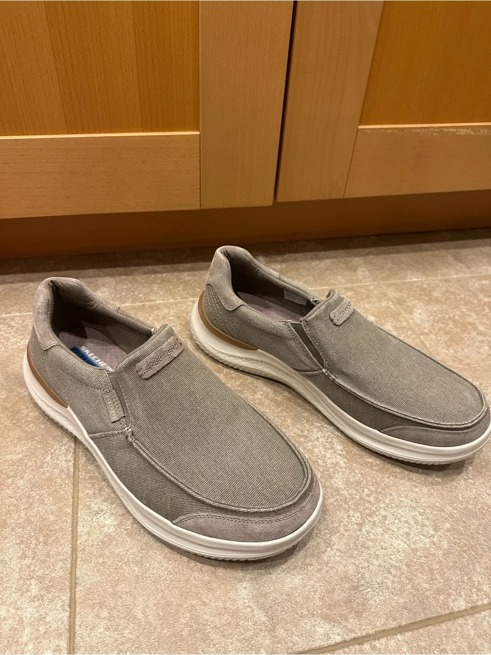 Skechers relaxed fit